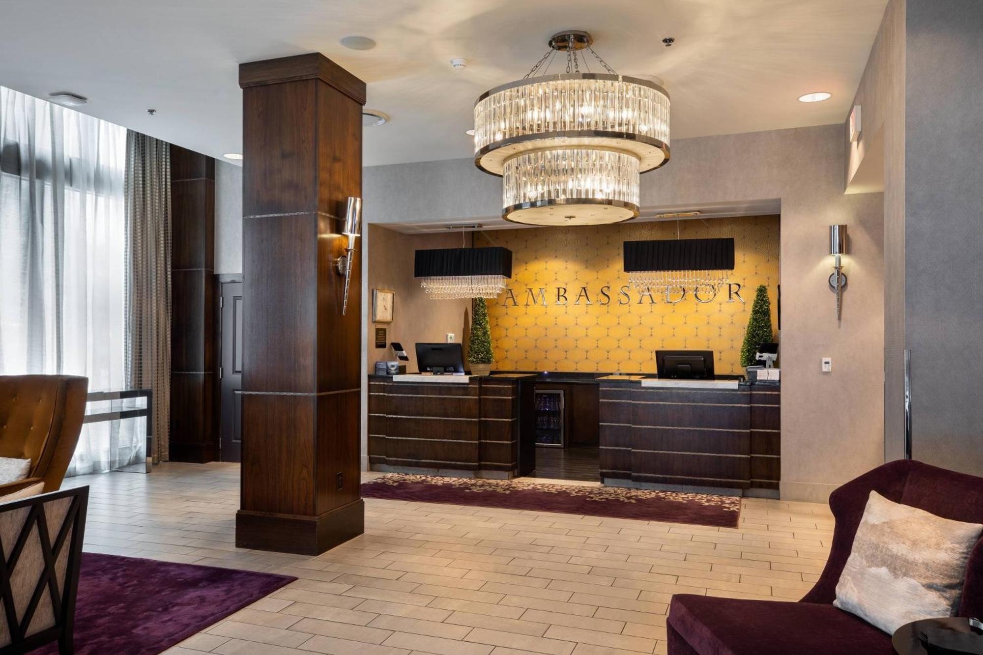 Ambassador Hotel Wichita, Autograph Collection Exteriör bild